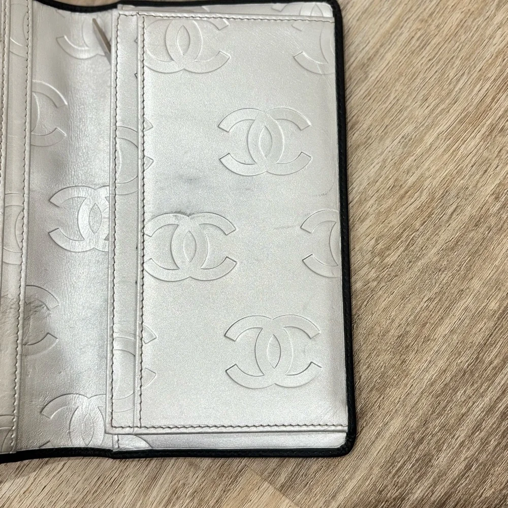 CHANEL Black and Silver Quilted Wallet